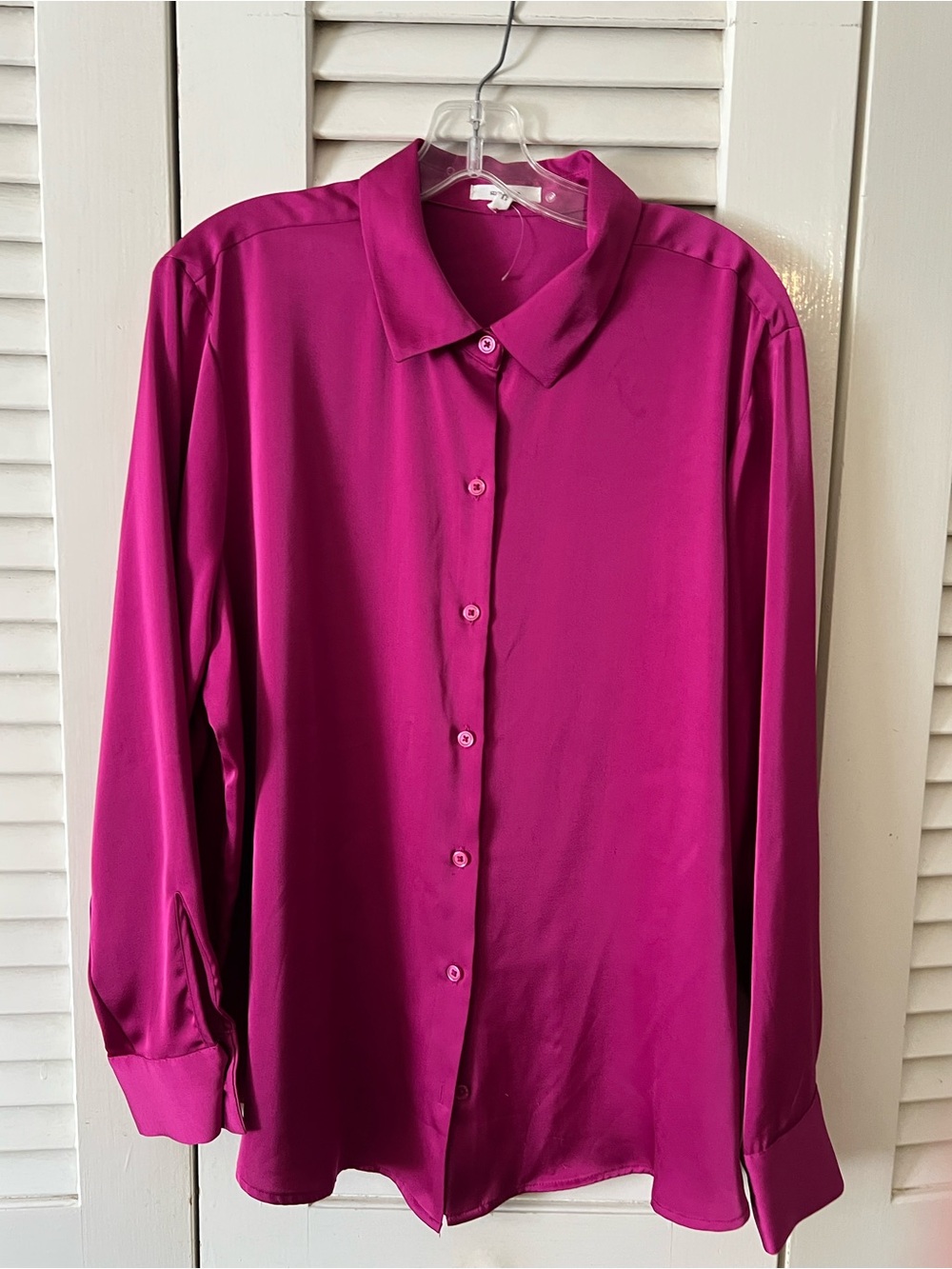 Maurices Men's Button-Up Shirt in Fuchsia Pink
